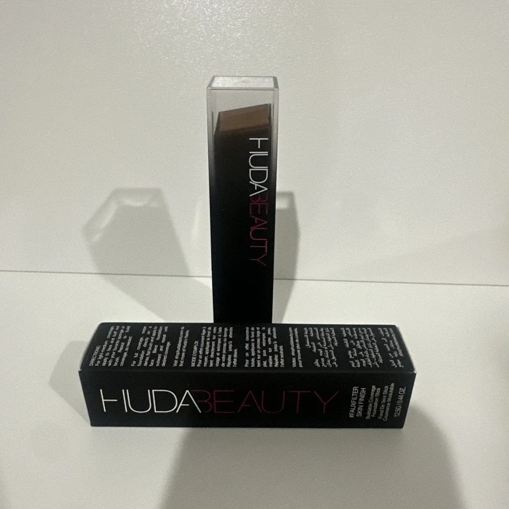 Huda Beauty Fauxfilter Skin Finish Foundation Stick Chocolate Truffle 540G